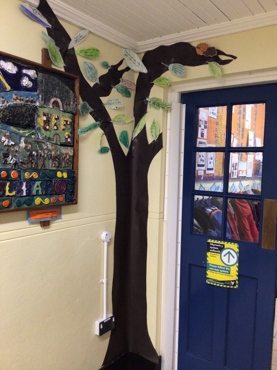 DafenSchool's tweet photo. 🌟Blwyddyn 5/6🌟have created a #PromiseToThePlanet by identifying one thing they can do to help support climate justice &amp; one thing they want our leaders to do. Some really thoughtful promises😁#ForestOfPromises #FairtradeFortnight @FairTradeWales @FairtradeUKEd @EcoSchoolsWales https://t.co/2NRYP418ej