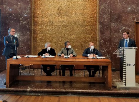 Pronti? Attenti? Via! #hzero 29 maggio 2022 hzero.com <a href="/DarioNardella/">Dario Nardella</a> <a href="/comunefi/">Comune di Firenze</a> <a href="/albertosalvado0/">alberto salvadori</a> @#fondazionefs <a href="/TommasoSacchi/">Tommaso Sacchi</a> <a href="/paolacate/">Paola C. Manfredi</a>