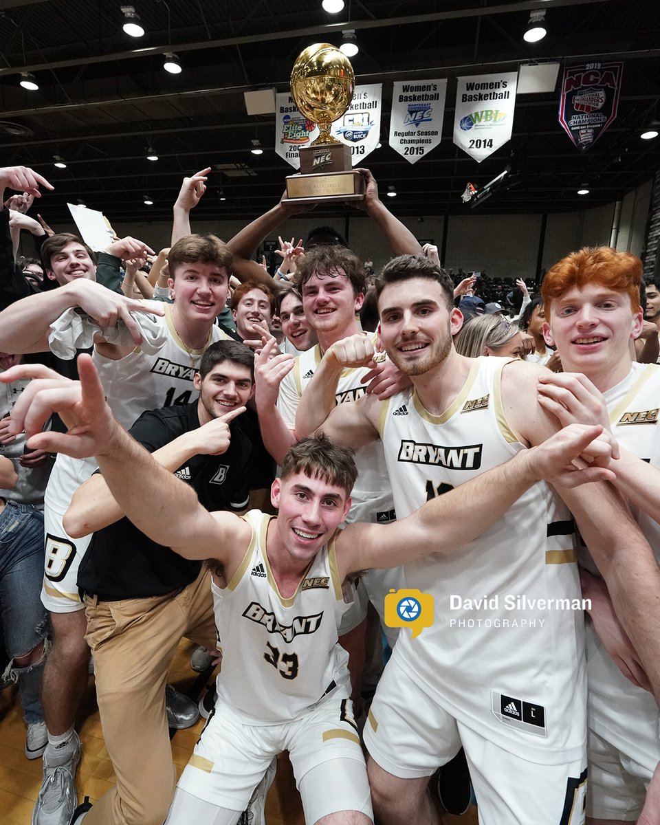 DSPics's tweet photo. More pics from @BryantHoops @NECsports championship win! https://t.co/1yDbqzZexc