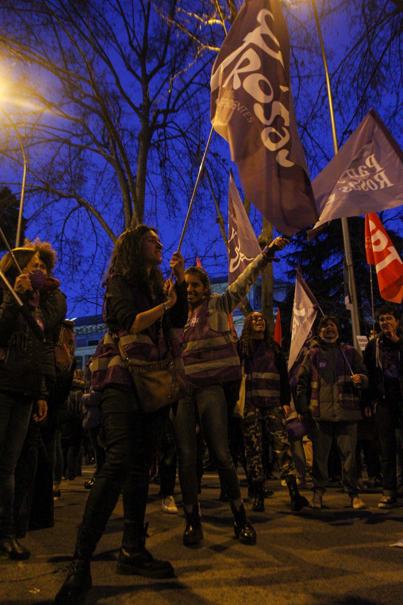 Ayer, #8M, muchas compañeras volvieron a la calle para luchar una vez más por nuestros derechos 💪🏾
Gracias a todxs por llenar de fuerza las calles de las ciudades y pueblos de todo el país ♀️
#8Marzo2022 
#8M2022
