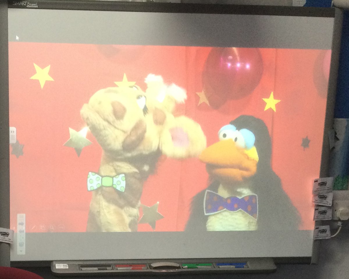 AlFurqanPrimary's tweet photo. We had a lovely visit this week from #haroldthegiraffe and Y3 learnt some great facts about their amazing brain. #lifebus @CoramLifeEd https://t.co/Wf81meOj2T