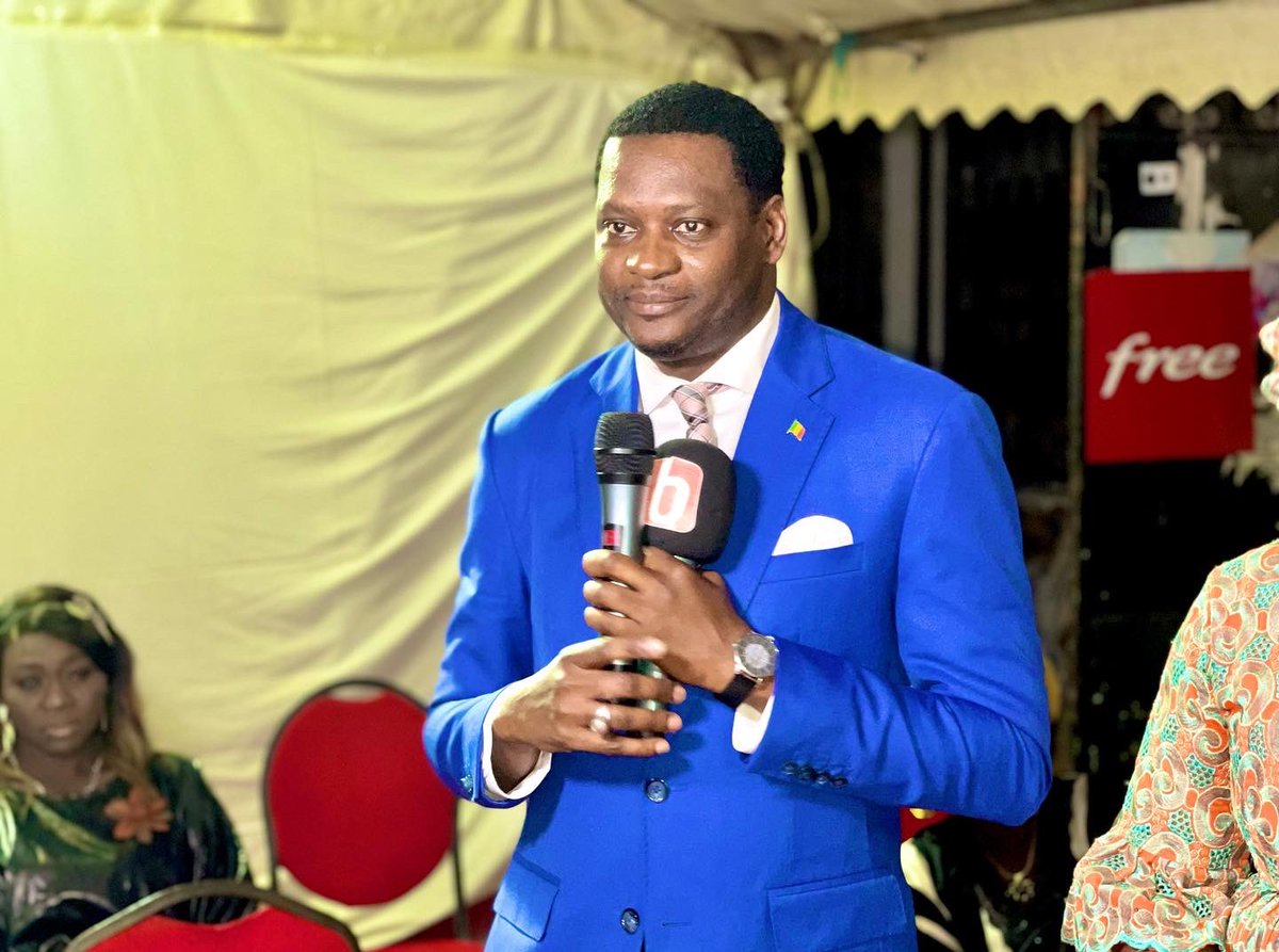 DaffSame's tweet photo. Journée internationale de la femme le 8 mars célébré à Ouest foire Organisé par le groupement sope NABY un moment d’échanges et de communion où les femmes ont décidé de témoigner de leur affection à l’endroit de ma personne "SARGAL MOUSSA DAFF" 
#8M2022 #womensday2022 #senegal https://t.co/2JHiXLFylS