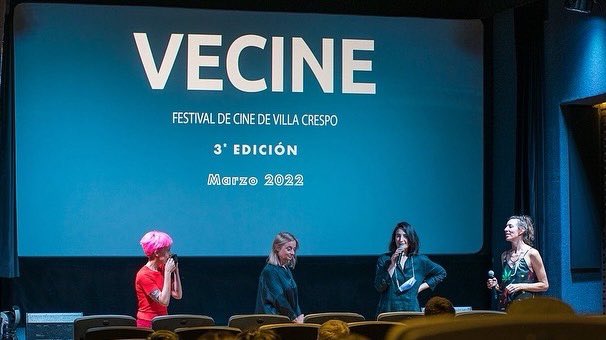 generodac's tweet photo. 👏Apertura de VECINE - Festival de Cine de Villa Crespo
🎥Proyección de “Archivo de la Memoria Trans” de las directoras Agustina Comedi y Mariana Bomba, producida por Vanessa Ragone
💚Mes de Mujeres en DAC💜
#agustinacomedi #marianabomba #mesdelamujer #vecine #vanessaragone https://t.co/HEuidQHYiY