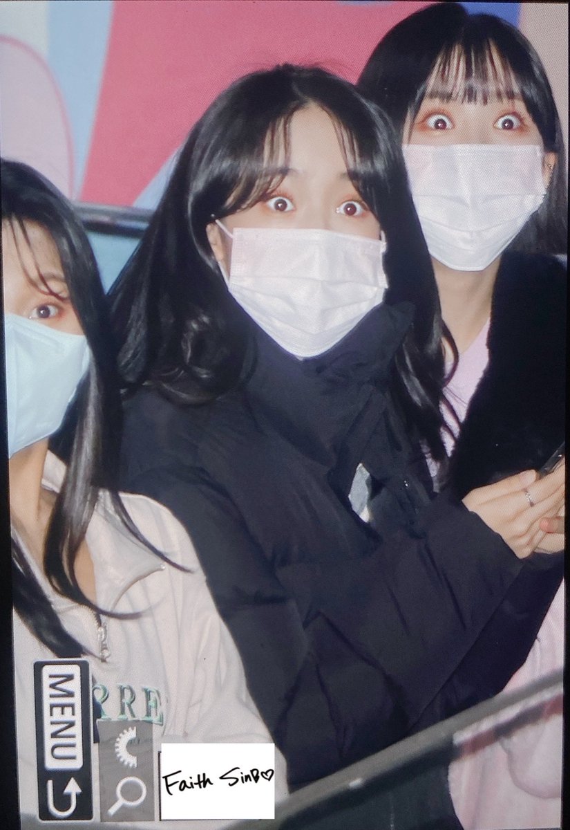FaithSinB's tweet photo. 220309 퇴근 #VIVIZ #신비 #SINB 프리뷰 🥺

@VIVIZ_official https://t.co/NZHvo1jck2