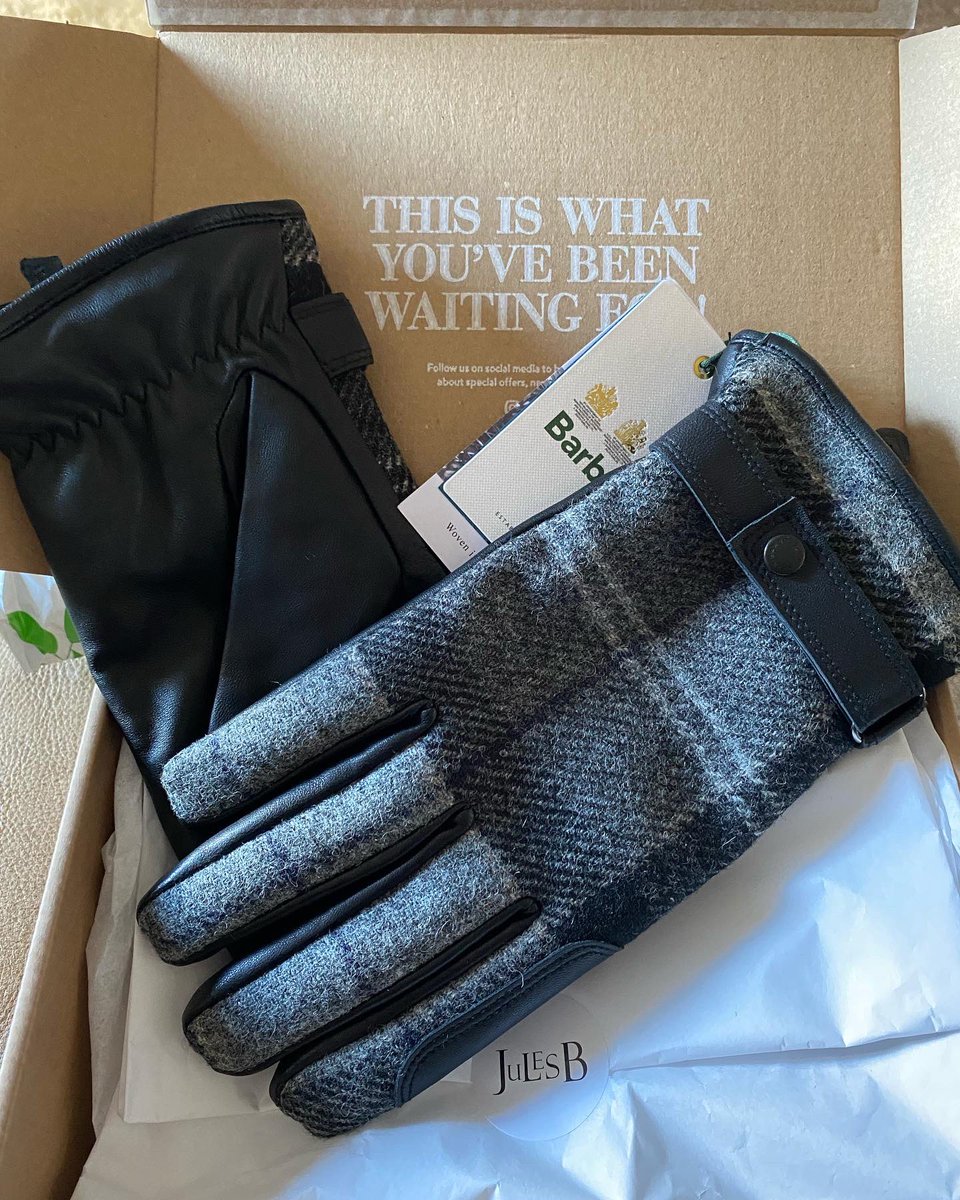 C_W_O_L's tweet photo. Yes @JulesBOnline exactly what I’ve been waiting for !!!

 rrp£59.95 - sale price £30ish after I used first time customer code , I do love a bargain, 

will definitely be checking out your website a lot more 

#cwol #casualwayoflife #barbour #casualstyle #casuals https://t.co/JLQ2tBaDCF