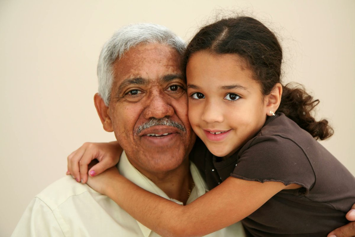ComeToAgreement's tweet photo. This Children’s Bill of Rights - separation or divorce.
7. Children have the right to spend time with or speak with family members who love them: grandparents, aunts, uncles, cousins or stepparents, without guilt and without being made to feel disloyal. https://t.co/PYO2wdWsfH https://t.co/HntTG14dce