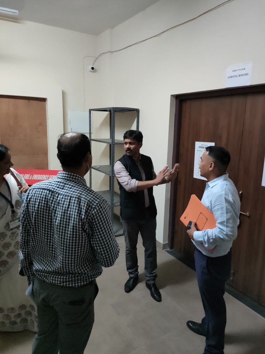 dr_hariom_ias's tweet photo. GOA:Counting of Votes
Minute Details Matter….
#ECI #GoaElections2022 #ceogoa #dcgoa #drhariomias https://t.co/uRBz6J3pD4