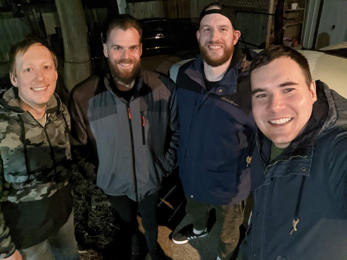 Hi. We have new music in the works and we want to play in your city! Let's get back on that horse

#Adelleda2022