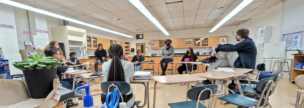 AVIDWoodbury's tweet photo. Socratic Seminar using JFK's "We Choose To Go To The Moon" as support for how to reach our personal goals in AVID 11. #ThisIsAVID #GoingFurtherWithAVID #woodburypride @WoodburyCitySch https://t.co/FH1v5AzBLd