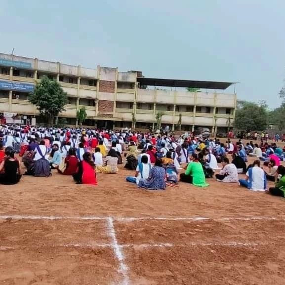 ABVPBaramati's tweet photo. आज बारामती शहरामध्ये जागतिक महिला दिनाच्या अवचित्य साधून मिशन साहसी हा कार्यक्रम आयोजित करण्यात आला होता.
विद्यार्थिनींच्या खूप सुंदर सहभाग या कार्यक्रमात राहिला.
@mahaabvp @AbvpPaschimMaha https://t.co/MlNCEbVM15