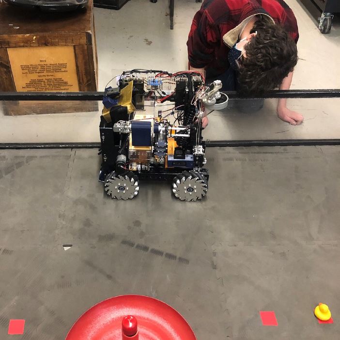 This past weekend, the Walnut Hills High School FTC Robotics Team — The NUTS! — competed virtually in the Ohio FTC Robotics Championships. The NUTS! were awarded The Inspire Award. They g to the World Championships in April! Congratulations!