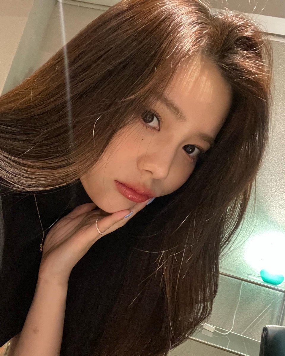 silver_chae526's tweet photo. https://t.co/rr8Xy7rb1i