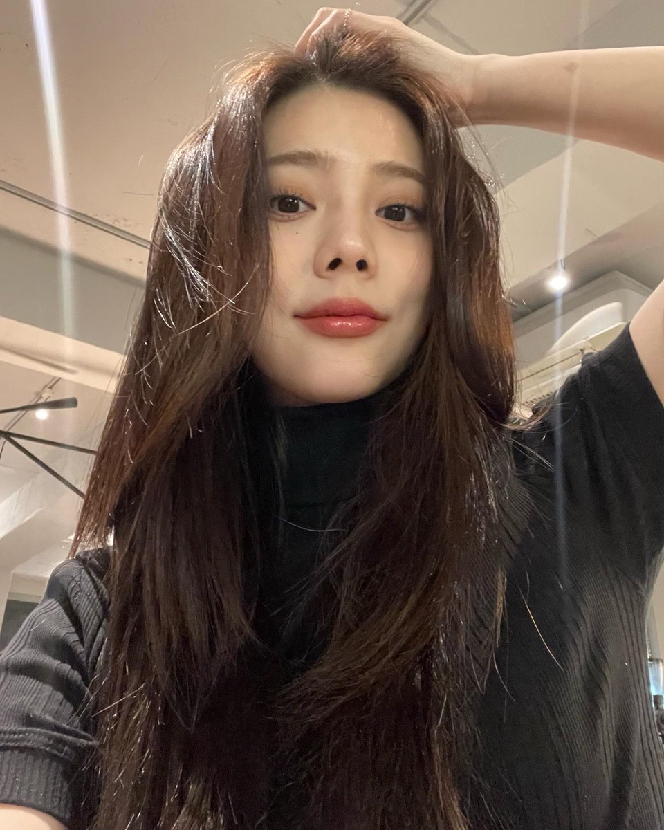 silver_chae526's tweet photo. Yesterday https://t.co/mpA7hmtPr8