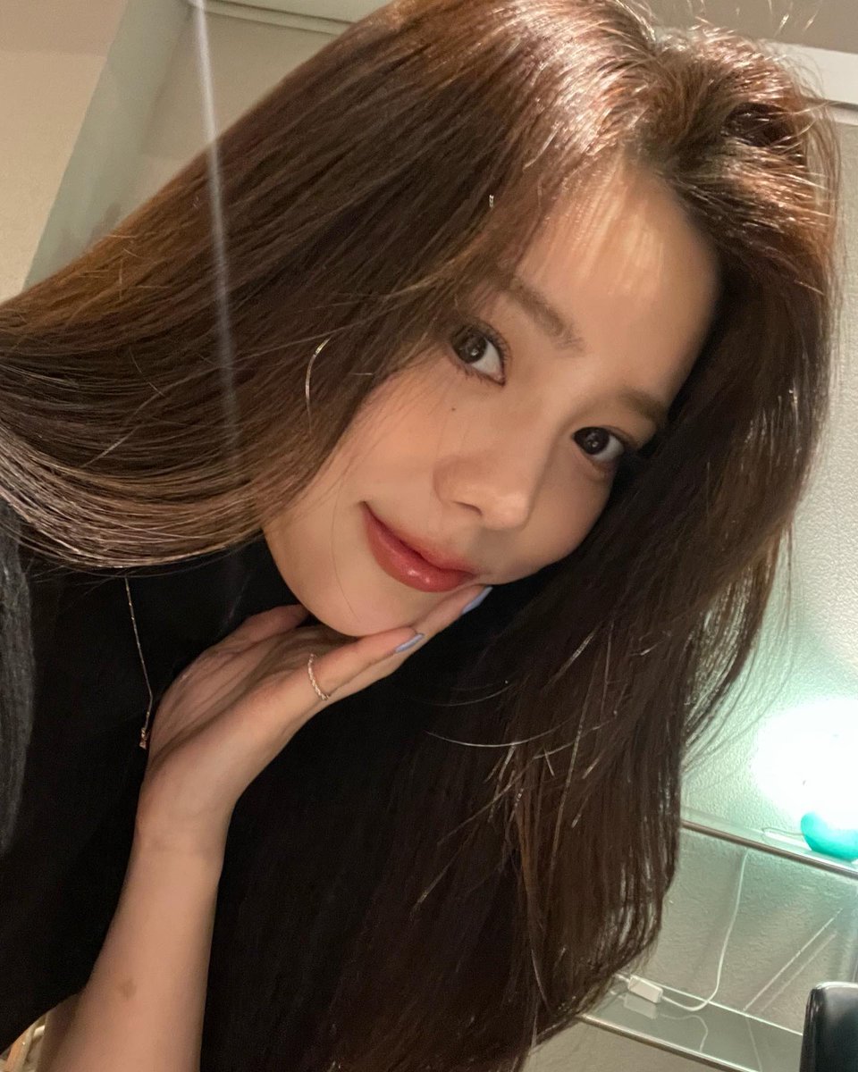 silver_chae526's tweet photo. https://t.co/rr8Xy7rb1i