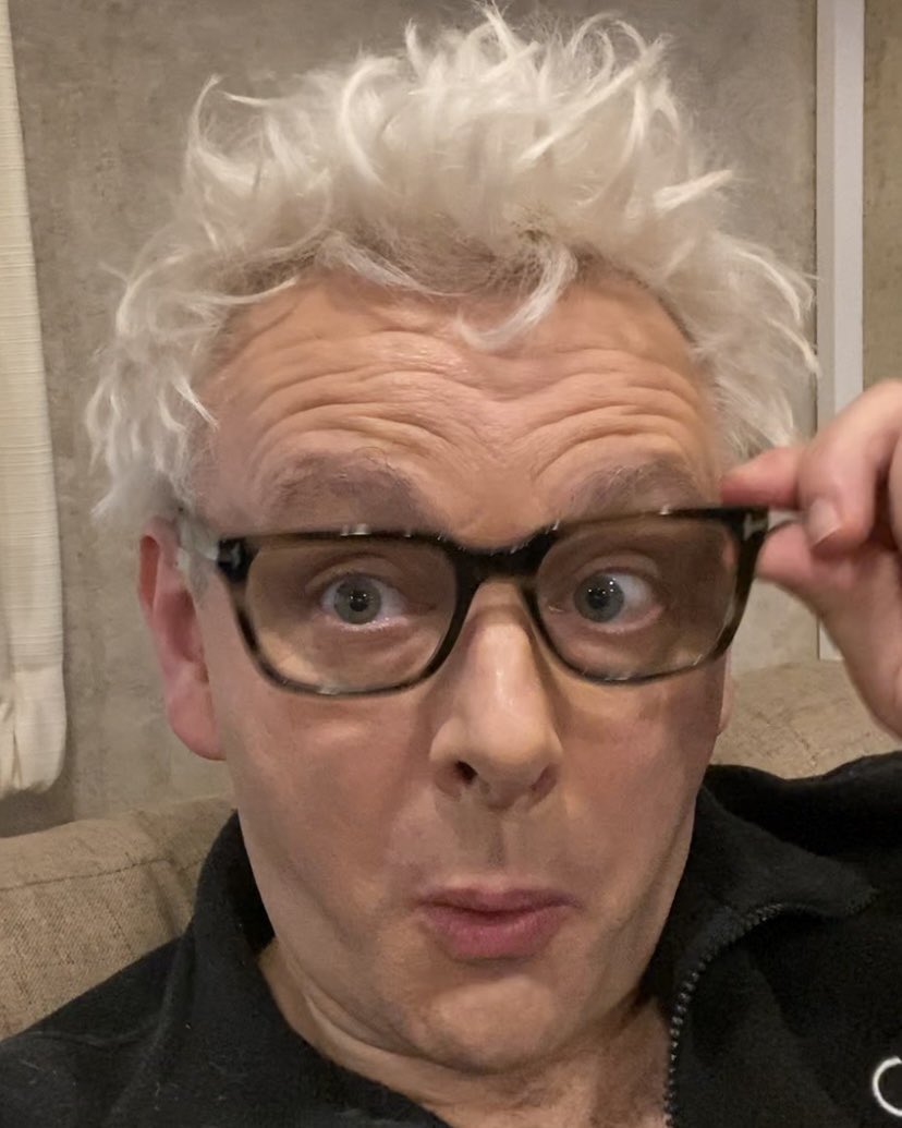 A funny photo of Michael Sheen in his trailer on set of series 2.

<a href="/GoodOmensPrime/">Good Omens</a> #GoodOmens #GoodOmens2