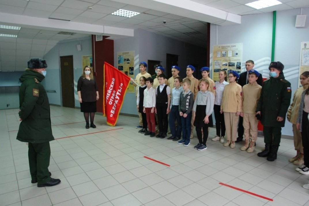 «Посылка солдату»
Обучающиеся школы приняли участие в социально значимом патриотическом мероприятии! #посылкасолдату #национальныйпроектобразование #патриотическоевоспитание