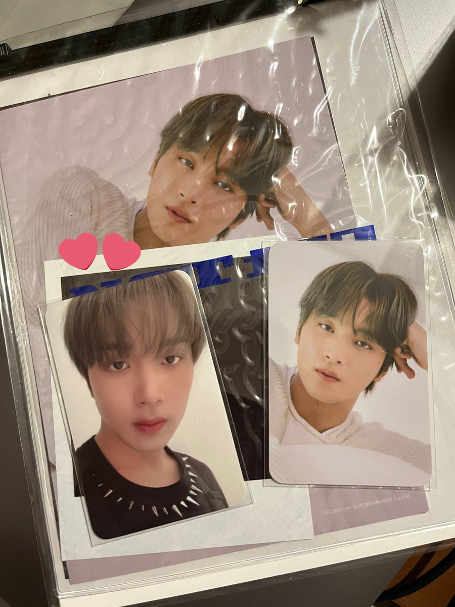 hxdy97's tweet photo. เซ็ทสุดท้ายค่า พร้อมโอนส่งฟรีให้เลยค่ะ✌🏻
#ตลาดนัดอซท #ตลาดนัดnct 
แฮชาน https://t.co/J4RFvnx41l