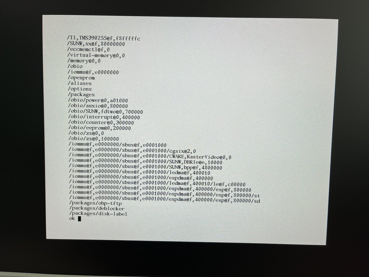 Iggi76123640's tweet photo. Installed the new hardware into my SS20, RasterVideo card and the gfx card (which is a cgsix). It works, need the drivers to test it and most importantly where do I get an SVIDEO source? 😅😂 #sun #rastervideo #sunos #video https://t.co/uZvvOu1wX6