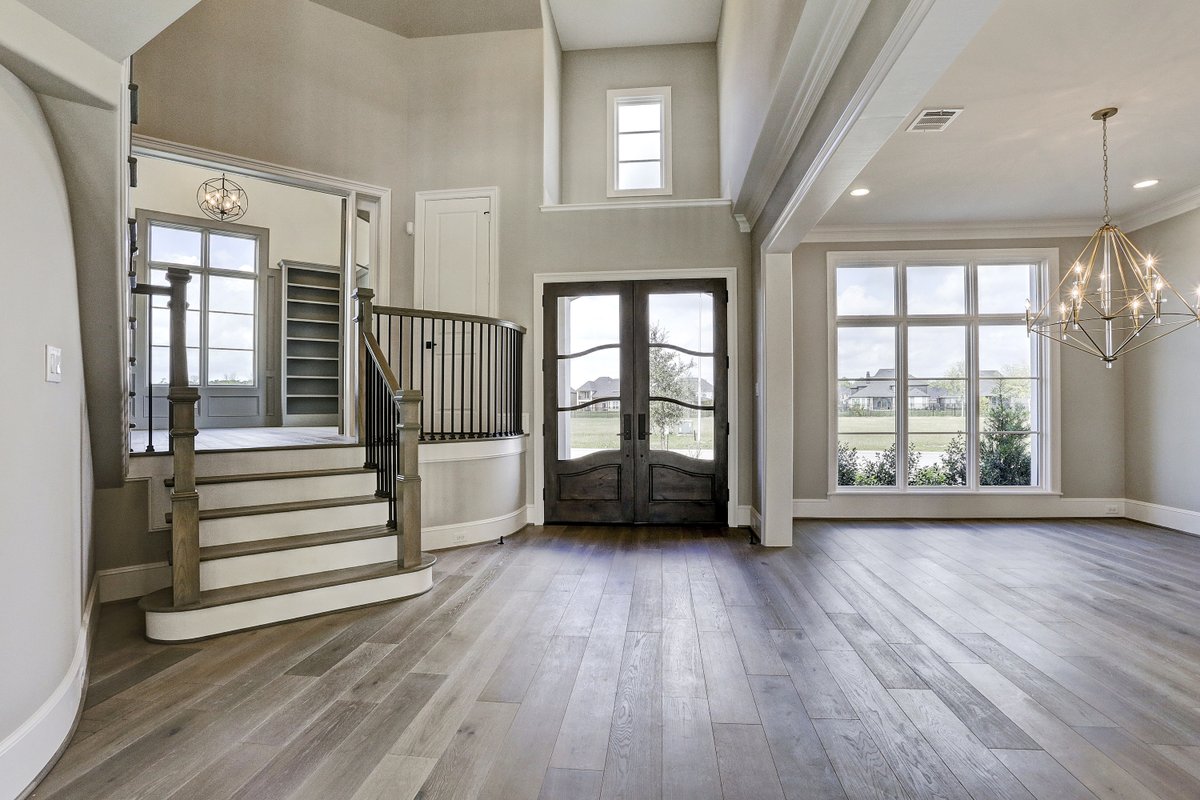 ANDREWPEAR1's tweet photo. Texas weather: as indecisive as a squirrel crossing the street! 🐿🥵🥶🤷‍♂️The thermostat may be going up then down but, our Frankel home owners keep calm on these Texas weather roller coasters as our homes are built LEED certified- energy efficient 😎
#texasweather #customhome https://t.co/xc4Jgkd4wo