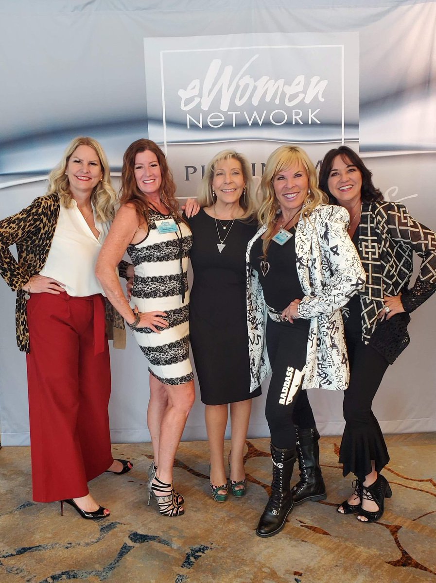 ImLaurenMPowers's tweet photo. Definitely have to share these quirky and lovely photos with my eWomen Network Platinum sisters!
#LaurenMPowers #eWomenNetwork #eWomenNetworkPlatinumSisters #EmpoweredWomen https://t.co/IC3VBcbKPW