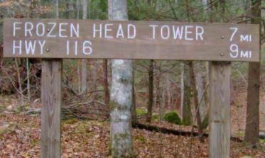 UltraRunningHis's tweet photo. There were no finishers in 1986 and Laz called it “a rousing success all around. It is still impossible to run 50 miles on the trail in a day, but if anyone wants to try, we’ll be doing it again next spring.” #BF100
📘🎧📺 First years of Barkley https://t.co/d3AjWFxLPP https://t.co/bAKsqwal5o