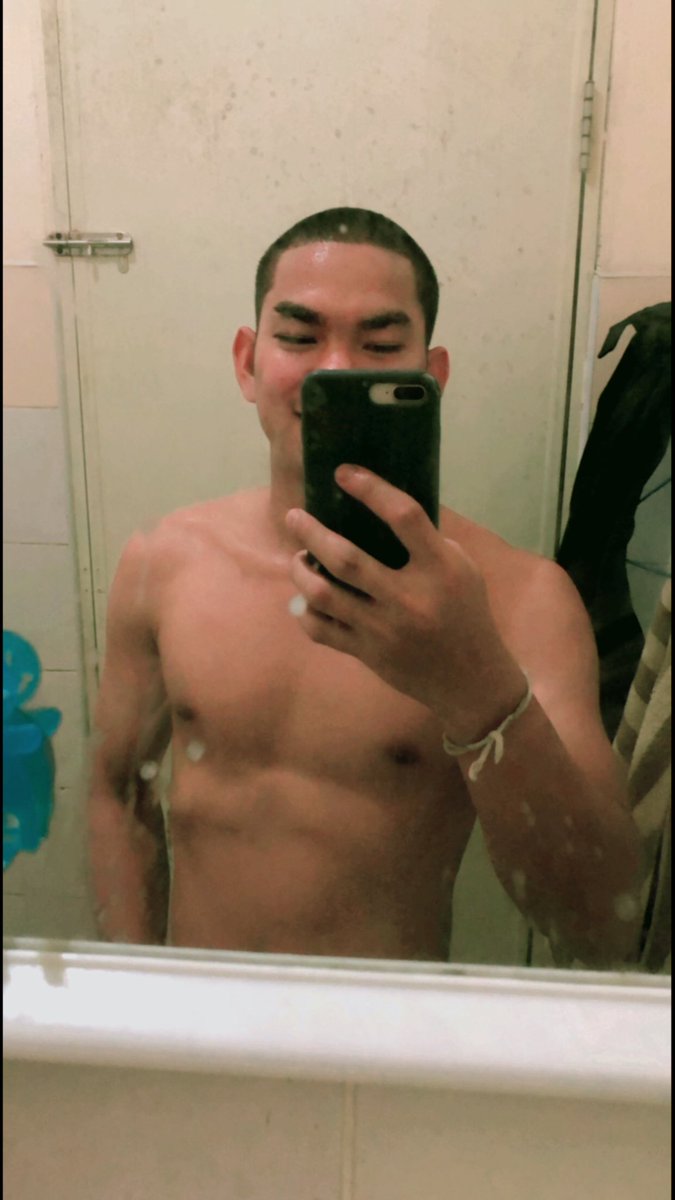 WoraphobPro23's tweet photo. ห้องเธอมีผีเสื้อกับแมวให้เราไปดูมั้ย😜😜 #ฝากติดตามด้วยนะครับ #ฝากรีทวิตด้วยนะครับ #โสดฮับ❤️ https://t.co/vf6eY1CsfO