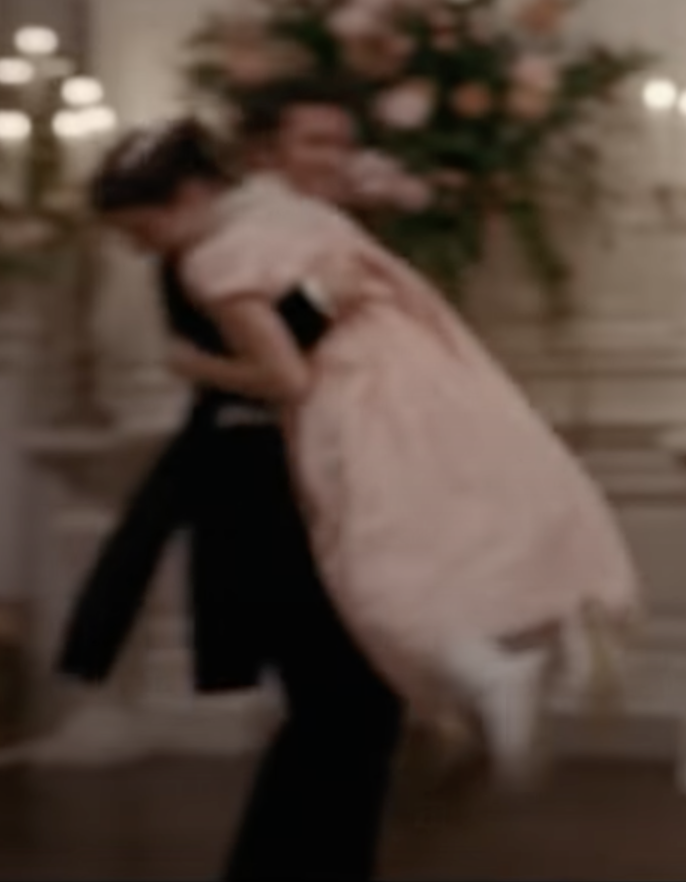 THIS IS ANTHONY WITH HYACINTH I AM A MESS
#Bridgerton