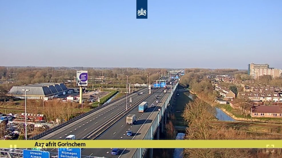 tonnieontour's tweet photo. ⚠️ | Beste @RWSverkeersinfo, mijn collega meld mij dat er een voorwerp op de uitvoegstrook naar #avelingen #a27 ligt thv de auto sloperij (hmp 35.7li). Ik zie dit niet op de camera, zien jullie dit beter toevallig of kunnen jullie iemand aansturen om even te kijken. https://t.co/EGw2uFkXDN