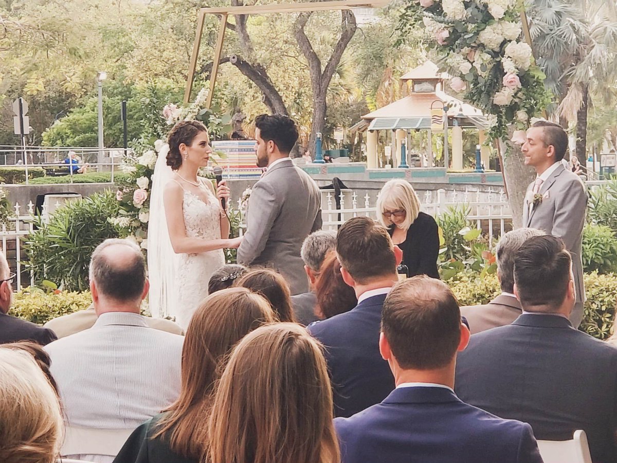 RiversideFL's tweet photo. Happy #WeddingWednesday! π β¨ Congratulations to our newest #RiversideNewlyweds on a beautiful beginning to the happiest Happily Ever After β€οΈ
#RiversideHotel #NewRiverPatio #Love #WeddingVenues #FortLauderdale #LasOlas #Wedding #CeremonyGoals https://t.co/roXuoDI99E