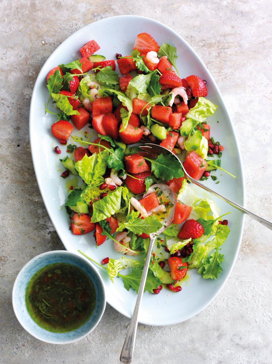 AngusFruit's tweet photo. Quick to mix together, light, refreshing and low in calories. This healthy salad is bursting with health boosting antioxidants, vitamin C and protein🍓
Link in our bio for the recipe ☝️
#AngusTradingTeam #TheBerrySpecialists #Hospitality #Catering #Trading #WholeSale #FoodMarket https://t.co/rJA6moUnbZ