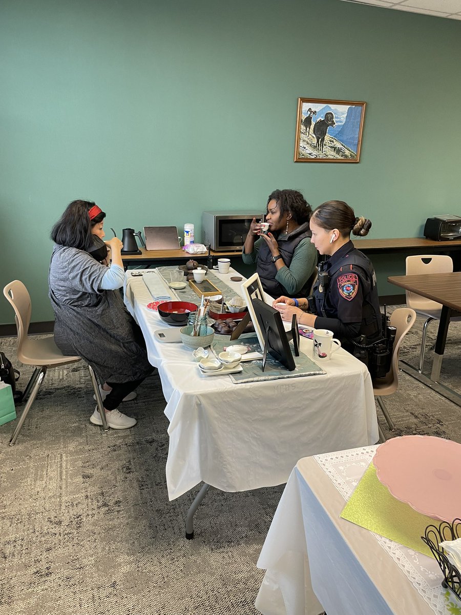 kimmroach's tweet photo. It’s tea day at The Creek with our awesome volunteer Siew.  @MCHS_Rams #MaydeForThis https://t.co/7vP7OzSBTn