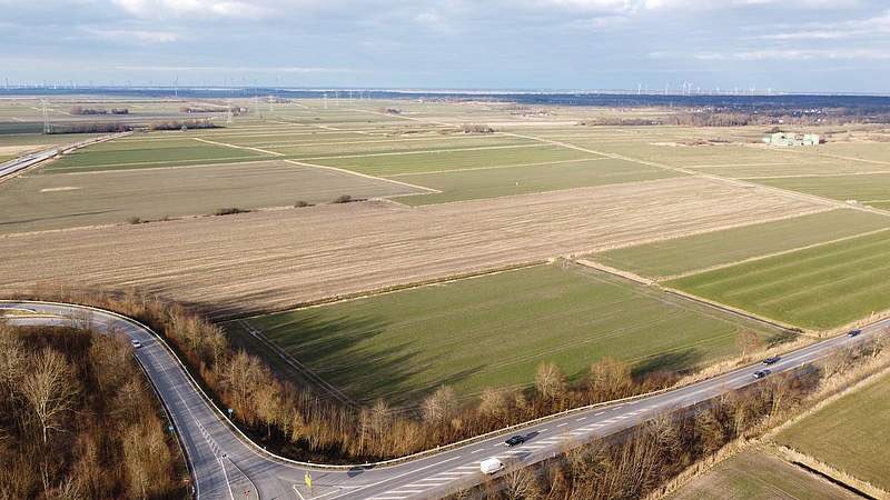 EXKLUSIV: Nach Informationen von <a href="/BoyensMedien/">Boyens Medien</a> soll unweit der Anschlussstelle #Heide-West eine #Batteriefabrik mit mehreren Tausend Arbeitsplätzen entstehen: boyens-medien.de/artikel/lokale…