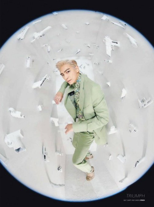 BBEVERYTHINGBR's tweet image. [👻] T.O.P Prestige HK março de 2022: Uma carta do editor.

"[...] Como sua maneira de mostrar ao mundo sua vitória sobre a depressão. O gatilho que ele não puxou, a morte de ontem e o nascimento de hoje. Sua história é edificante e absolutamente poderosa."

#TOPISBACK