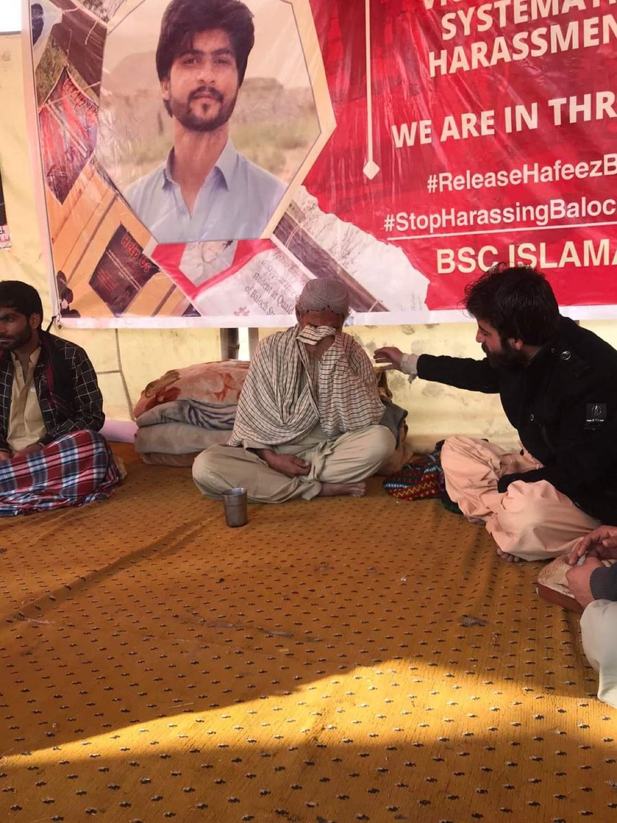 Daniyal_Bal0ch's tweet photo. Can't caption it.....

#ReleaseHafeezBaloch
#BringBackScholar
#StopHarassingBalochStudents https://t.co/jAuec2akKR