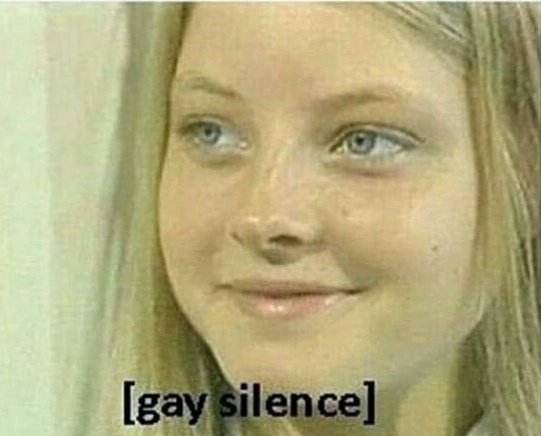 Milo24P's tweet image. Una vez una compañera de clases me preguntó si Grindr era una aplicación de fútbol porque el hermano también la tenía