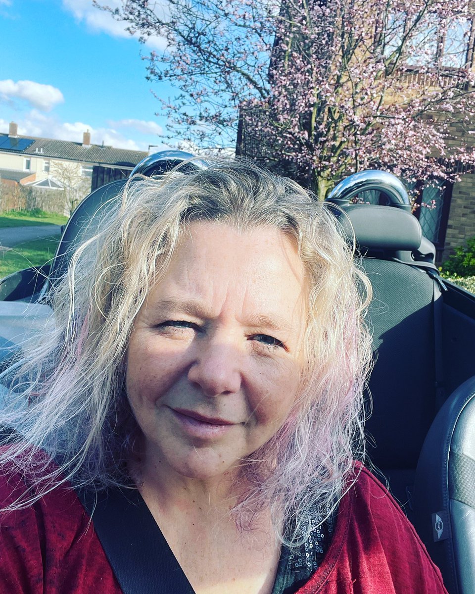 AliceCooperMini's tweet image. First time with my top off this year 🙈 #sun #sunshine #mini #minicooper #topless #alicecooper #alicecoopermini