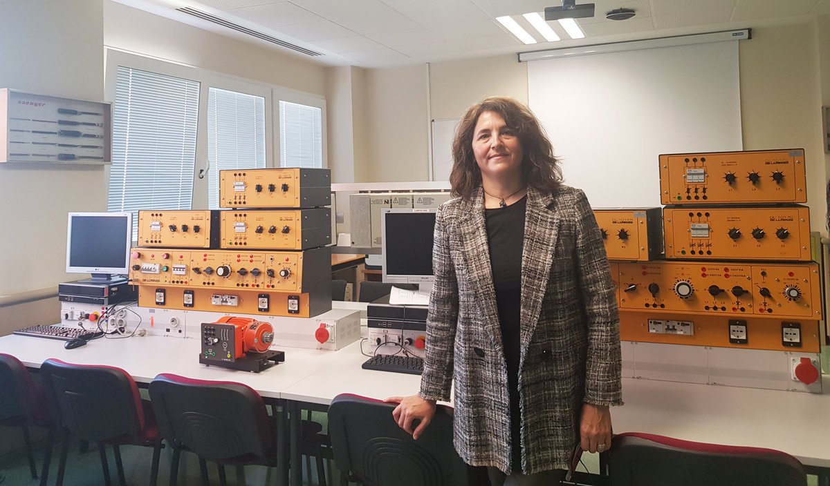 ujaen's tweet photo. ▶️Un equipo multidisciplinar de @ujaen que coordina un estudio sobre la eficiencia energética de los Smart Labs cifra en un 15% el grado de cumplimiento de los #ODS en el laboratorio de inteligencia ambiental de la #UJA
ℹ️👉https://t.co/blEXqmI9FQ @UjaResponsable @OTRIUJA https://t.co/X1G24KVw52