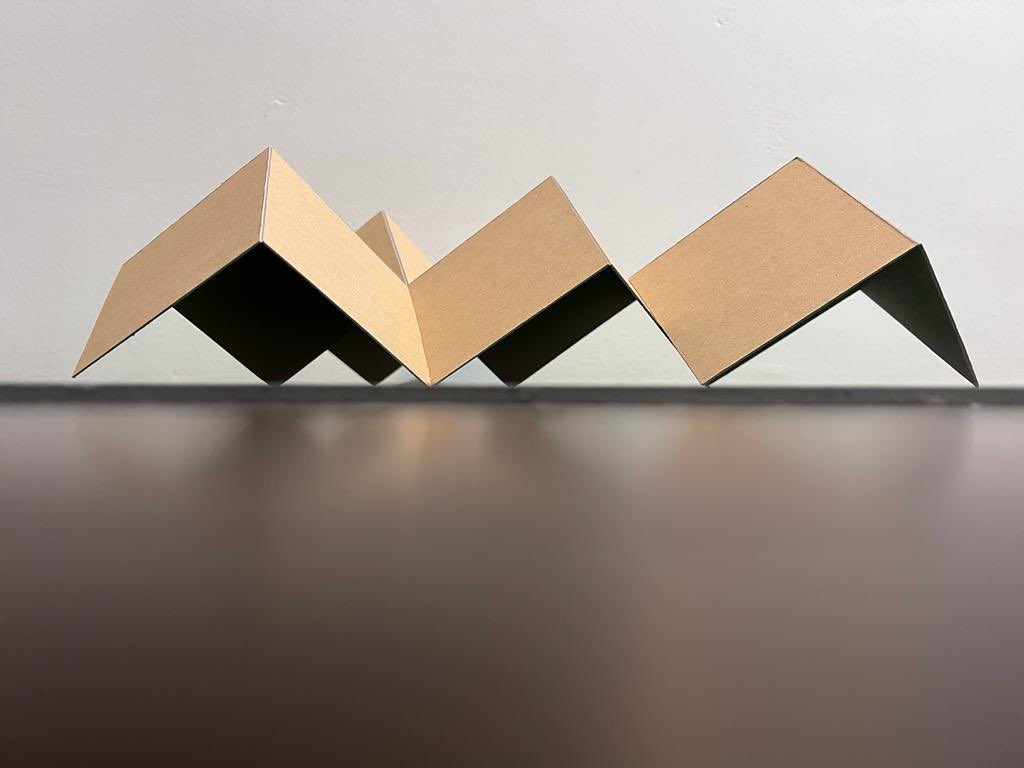 Anahgem_k's tweet photo. Best way to understand a roof form: make study models! https://t.co/DOuuA4FY77
