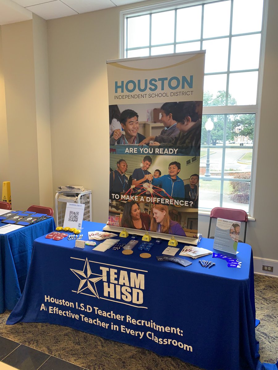 RGriffinrsl's tweet photo. Attention @TROYUnews @TroyUniversity_ @TROYUspirit: @HISDRecruiter is on-site in Hawkins Hall to #talkteaching. Let’s discuss your future in Houston, Texas. @HarrerAdam @TeamHISD @HoustonISD https://t.co/URWSHASmiX