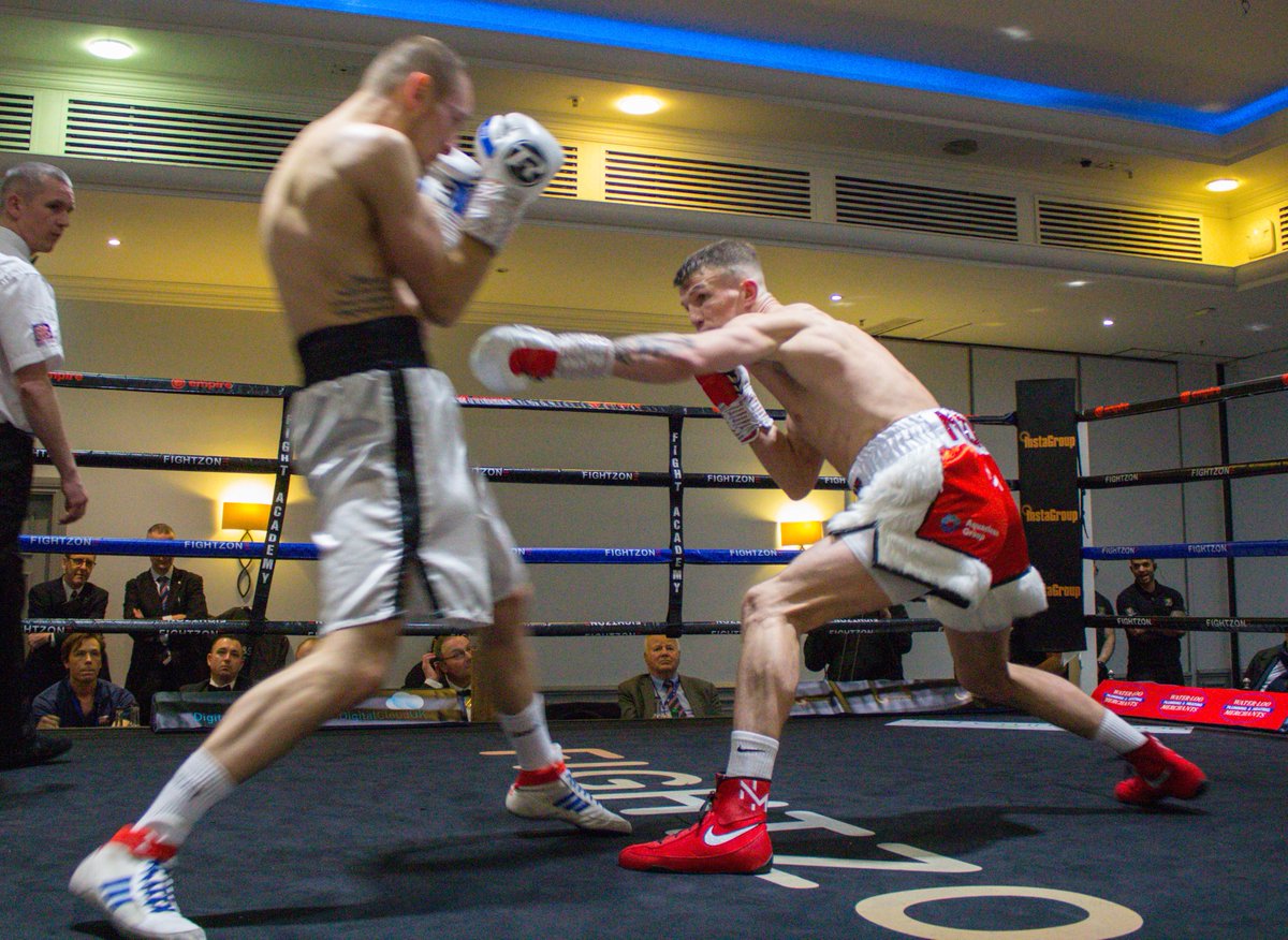 southpaw_jab's tweet photo. Don't forget to check out our reviews from last weekend's shows! @George_Storr1 on the letters and below some of @LaudusHimself's pictures from Friday.

MIZON ON A MISSION-https://t.co/Cb6WX5REu4
NIGHT OF THE AWAY FIGHTER-https://t.co/OD1geCVvO4

#SmallHallBoxing #TeamSouthpawJab https://t.co/qvqaoXpwcd