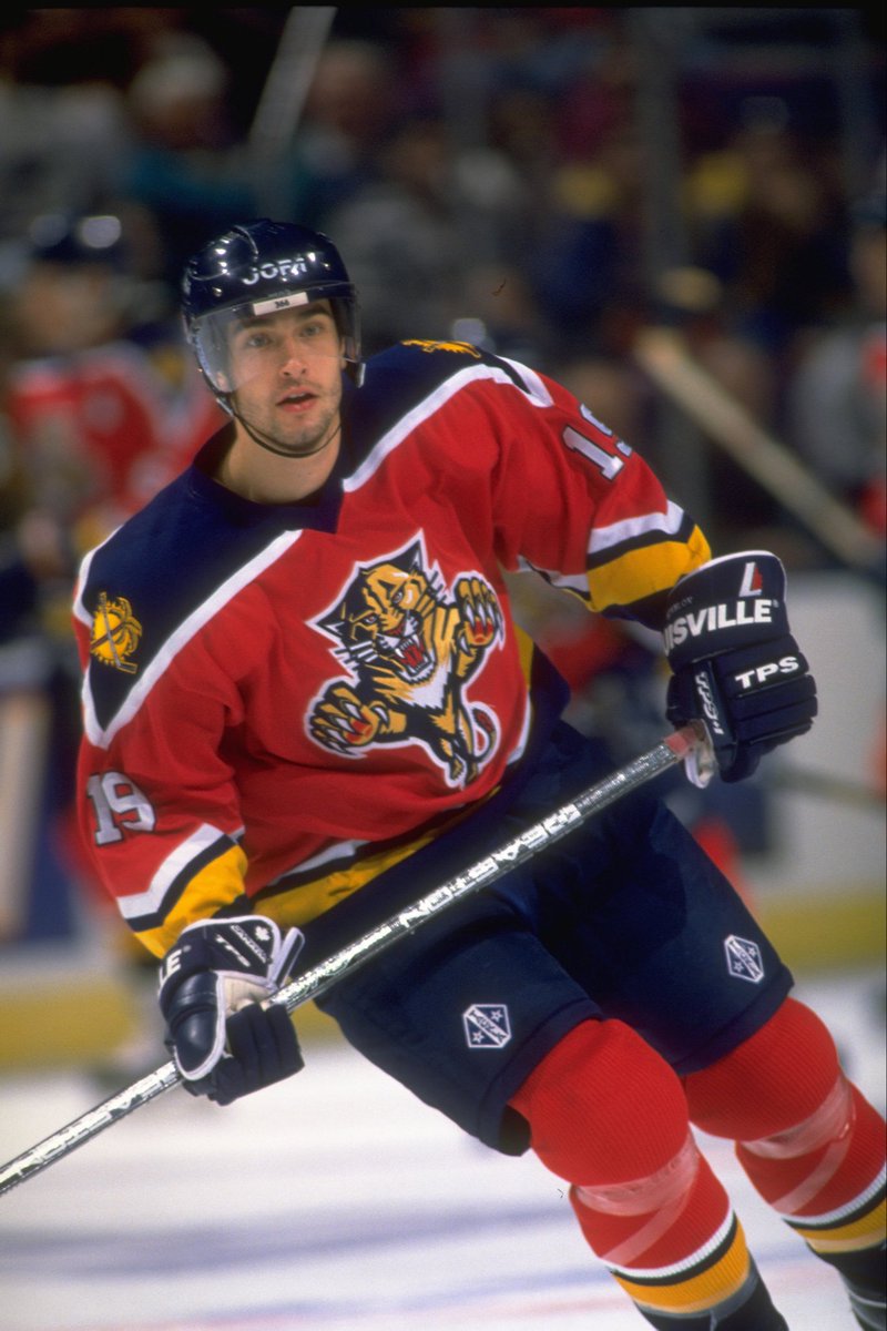 Happy birthday to former Florida Panthers right winger Radek Dvorak! He was drafted in & made his debut in 1995 with the Cats. In 613 #FlaPanthers games over 2 stints he scored 113 goals, 155 assists for 268 points. Due to longevity he once held the team record for games played. https://t.co/im0aZNmvvK