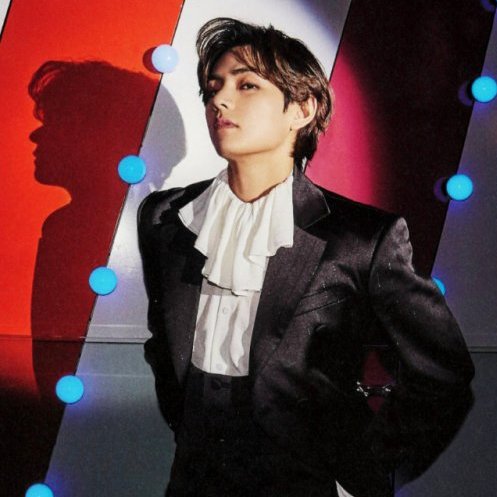 Rishihyung's tweet photo. BTS as Iconic Anime characters that will sweep away the entire Armyweeb fandom, a thread; PART 2 ~ 

#anime #animetwt #BTS #armyweeb https://t.co/M7vfGC5lug