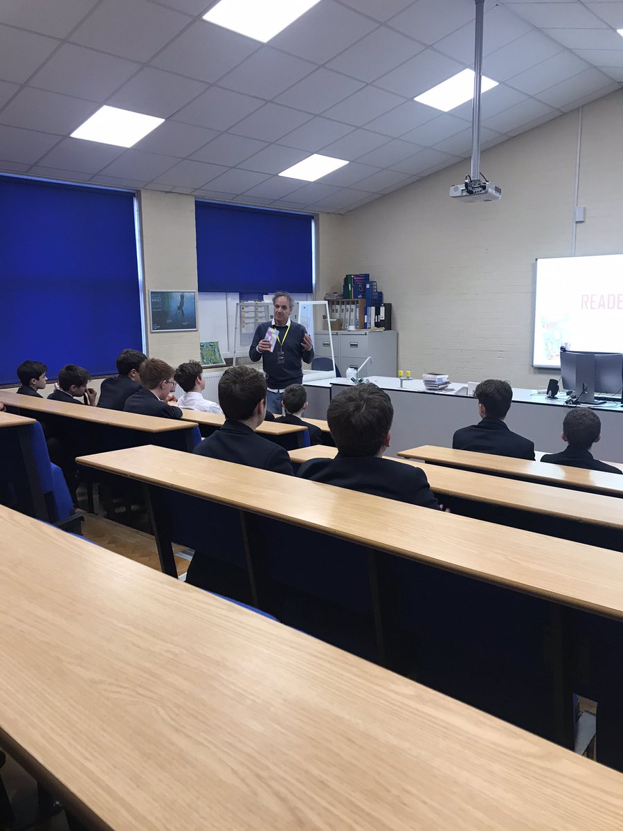 worksopcollege's tweet photo. We were also joined by @WishingShelf, who gave a wonderful talk on life as an author! ✍️
It was so interesting to hear about the realities of being an author and the process of getting stories to publishing 📖
#FYF22 #NationalCareersWeek #NCW2022 https://t.co/YIBzUx2bSQ