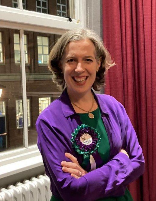 Emily Miles tweet media