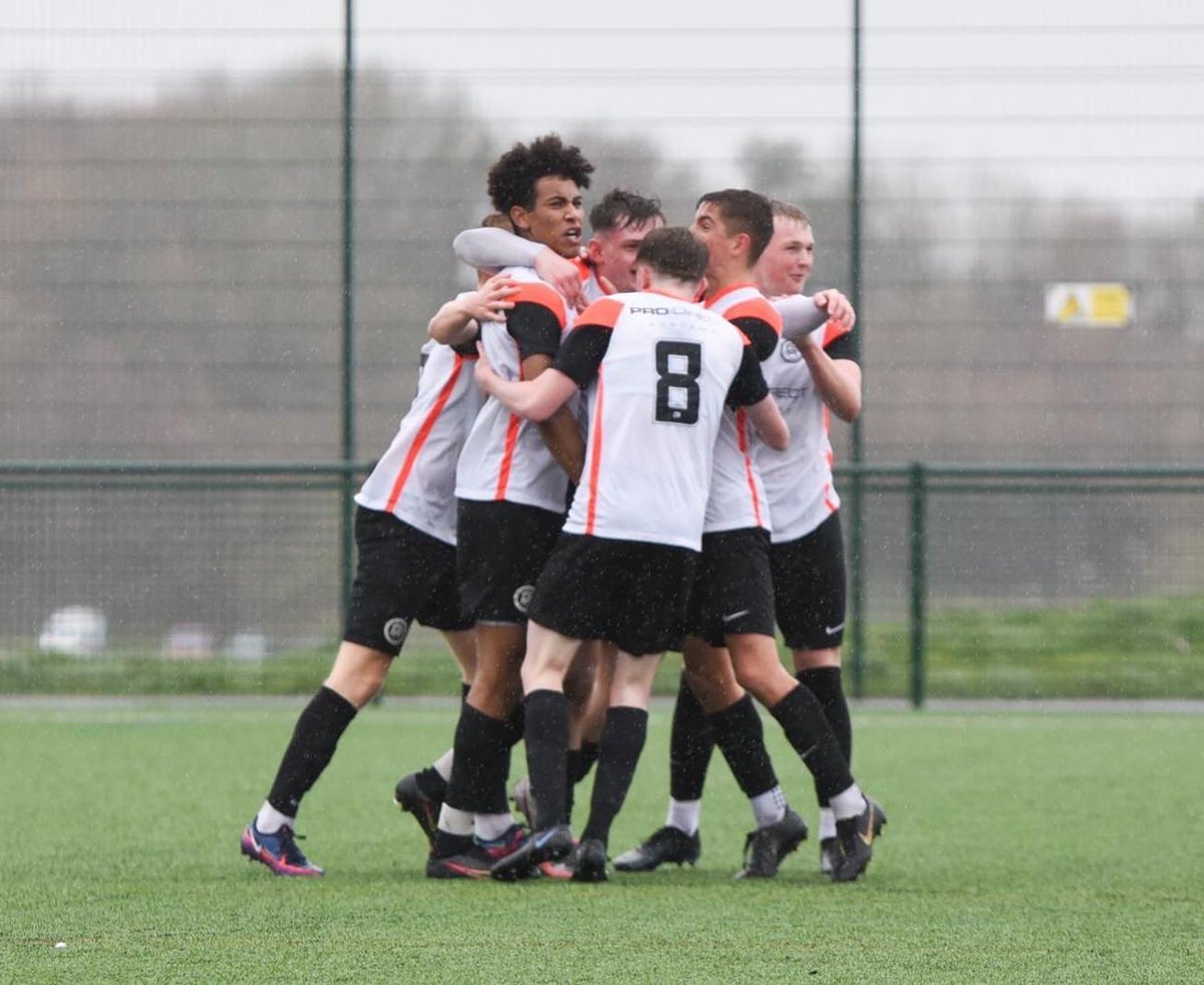 TUacademy_sdc's tweet photo. WE ARE THROUGH! PDA 1st team continue to make history by winning in the quarter final of the @ECFA12 elite cup.Beating @oaklandscollege Elite Academy. A fully deserved 2-1 win against a very strong organised team. Goals from @Brandonquinn004 &amp; @CadbyTheo #PDAFAMILY @AoC_Sport 🏆 https://t.co/ceRnA6mFsM