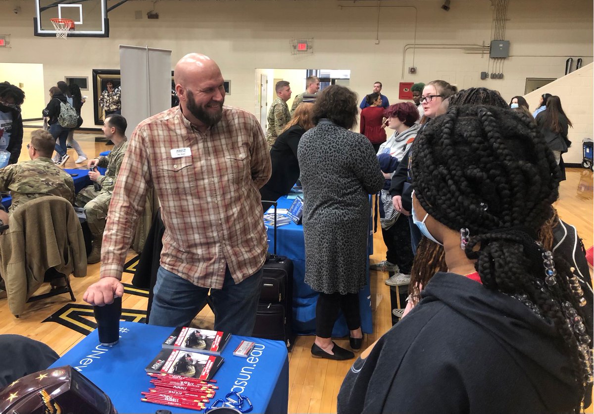 ASUNewport's tweet photo. Thanks to @NHSRaiderPride for inviting ASUN to the College and Career Fair! Our faculty and staff had a great time visiting with students about educational and career opportunities! #ASUNewport #FutureAviators✈️ #ItsTimeToSOAR #careerfair https://t.co/AJYzHIbJ28