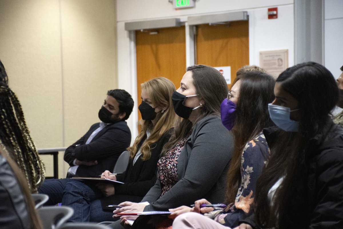 Milgard Students! During the lunch hour, TODAY (12:30-1:20pm), <a href="/Sound_CU/">Sound Credit Union</a>  is talking about available career opportunities in DOUGAN 280. If you're looking or planning for employment at a solid company, you won't want to miss this event. Hope to see you there in a few <a href="/uwtacoma/">UW Tacoma</a>!