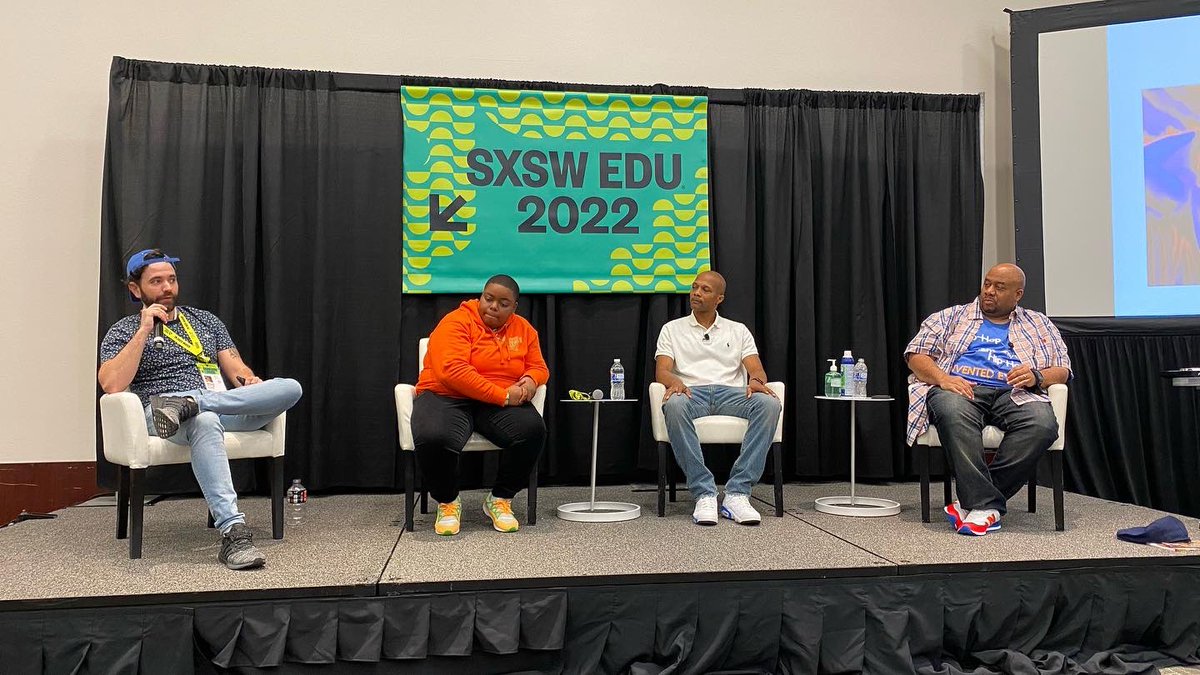epndpodcast's tweet photo. Dope panel on using hip hop ๐ค to impact students! @amilcook @BootUpPGH @Wordsworth_eMC @tdj6899 @jrawls82 #sxswedu2022 #HipHopEd #BootUpPgh https://t.co/RO2cw0h58x