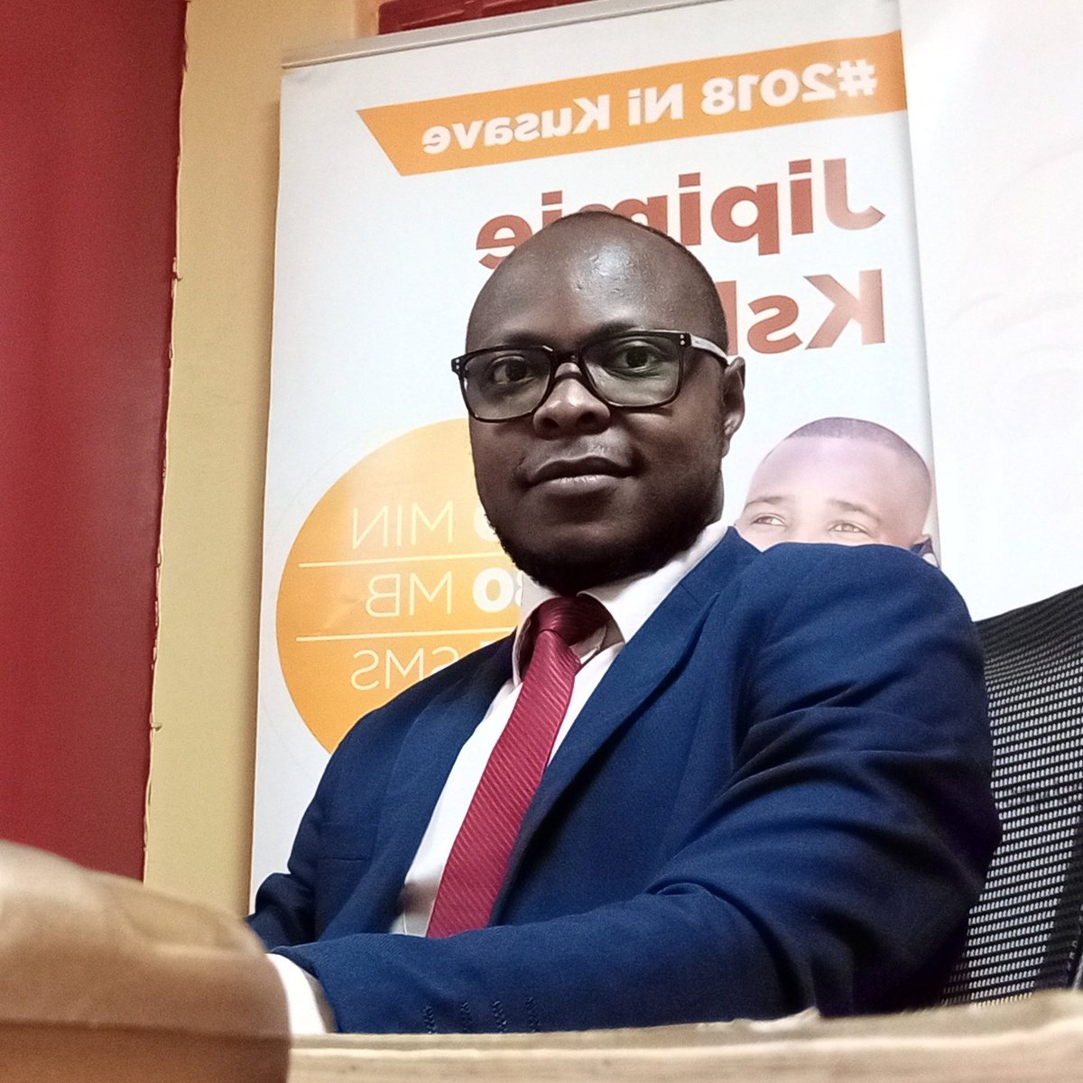 Simon Oteba tweet media