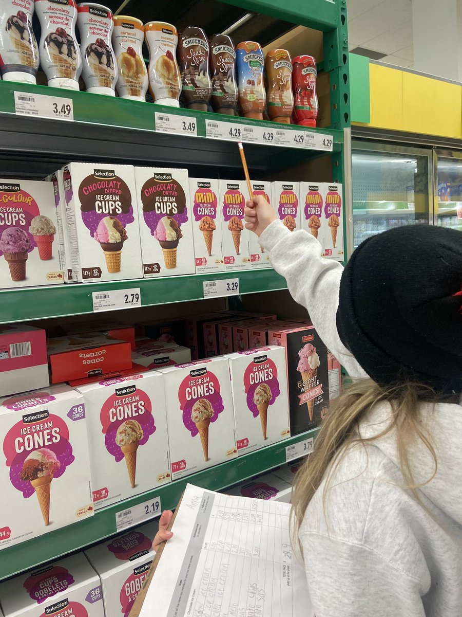 MrsVecchio's tweet photo. Moving our learning to the local @FoodBasicsCA as we planned out the costs of our Empower completion celebration this Friday! Ss compared no name vs brand name, prices per unit, and used mental math to estimate the costs while staying within budget @hillsideTwolves @PeelSchools https://t.co/hrwxQnqIwg